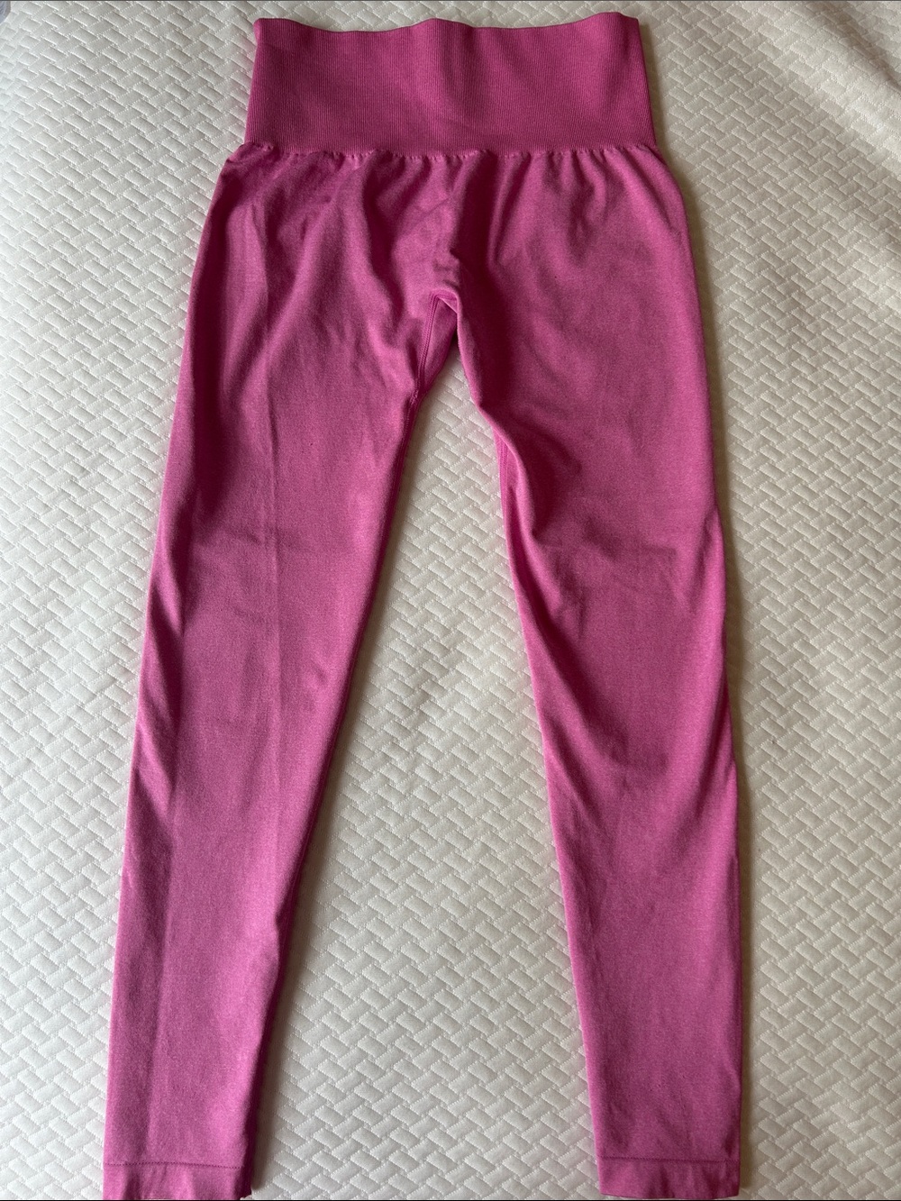 NVGTN Bubblegum Pink Contour Leggings